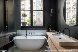 Un Bel Appartement Avec Vue Sur La Tour Eiffel Kermarec Cote Maison En 2020 Bel Appartement Appartement Architecte Interieur