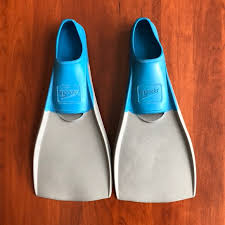 speedo swim fins flippers