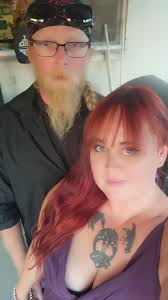 Hi folks, I found one I hope someone can help with. This is a postcard to  my great aunt who I think is Norwegian. she married a Norwegian anyway.  Tukk!