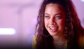 Zoe Vaughn's Instagram, Twitter & Facebook