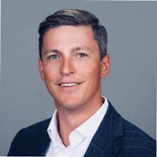 Dan Messer's Instagram, Twitter & Facebook