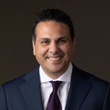 Robert Grasso's Instagram, Twitter & Facebook