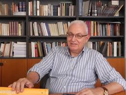 Fellow στο centre for hellenic studies του harvard και visiting professor. Dbula3m6bptpnm