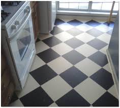 It is similar to tile flooring, but it has the edge over porcelain and ceramic tiles. Linoleum Vs Vinyl Modernize