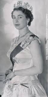 Official Portrait 1956 Queen Elizabeth Ii Her Majesty The Queen Queen Elizabeth