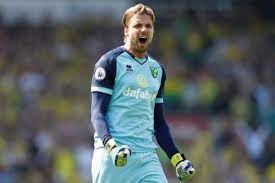 6 Pesepak Bola Top Yang Bermain Di Efl Championship Inggris