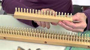 The 28 knitting board + peg extenders knits in single knit using up to 168 pegs, knits in double knit with 64 total stitches, or works as a weaving loom. 28 Knitting Board With Peg Extenders Youtube