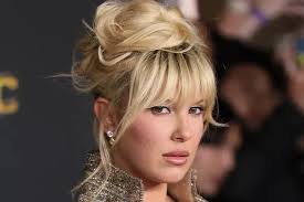 Tua Awal Dari Usia? Millie Bobby Brown Respon Kepada Kritikan Akibat Kulit  'Breakout' & Mekap Matang