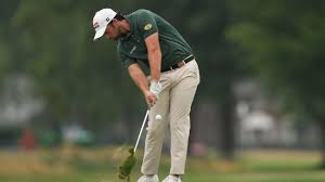Riley jumps ahead by 1 stroke at Rocket Classic after firing 63
