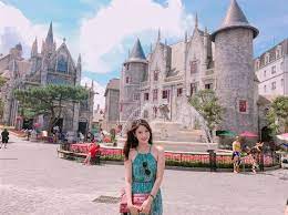 Siêu phẩm cây cầu vàng đà nẵng trên đỉnh bà nà hill vừa được trình làng thơ mộng khiến cánh báo giới quốc tế không ngớt lời ca ngợi. Tour Ba Na 1 Ngay Äƒn Buffet Gia Ráº» Nháº¥t Kite Travel