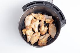 Maybe you would like to learn more about one of these? Crispy Air Fryer Chicken Wings Video Momsdish