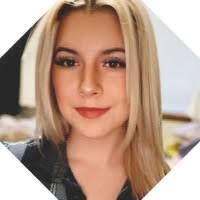 Carol Ostrom's Instagram, Twitter & Facebook