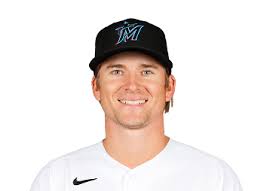 Luke Williams's Instagram, Twitter & Facebook