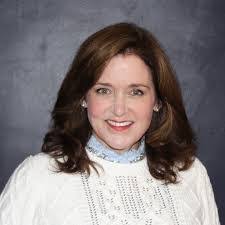 Kim Lipp's Instagram, Twitter & Facebook