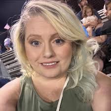 Why did my 2015 GMC Acadia air conditioner suddenly quit working?