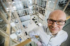 Oulun uusi asemakaavapäällikkö liputtaa rohkeuden ja laadun puolesta