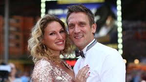 From wikipedia, the free encyclopedia. Janni Und Peer Kusmagk Sohn Emil Ocean Darf Auf Geschwister Hoffen