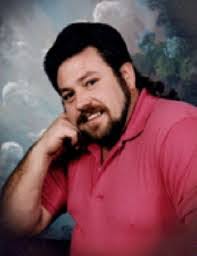 Justin Gravitt's Instagram, Twitter & Facebook