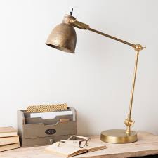 Aston Lampe De Bureau En Metal Effet Cuivre H76 X L20 X P60 Cm 6 Kg Maisons Du Monde 48 In 2020 Bureaulamp Metaal Lichtbundel