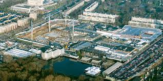 It connects formerly scattered buildings with a facade that resembles a the roof of the mall is designed to provide energy savings with a goal to achieve 20% total energy savings. Westfield Mall Of The Netherlands Leidschendam Sloop Staat Bij Ons Gelijk Aan Recycling Stedenbouw