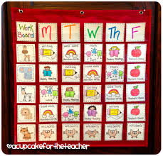 Organize Your Centers Or Daily 5 If You Dont Let Kids Do