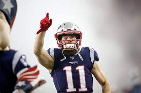 Julian francis edelman (born may 22, 1986) is an american football wide receiver for the new england patriots of the national football league (nfl). N7arrjf0hqgl5m