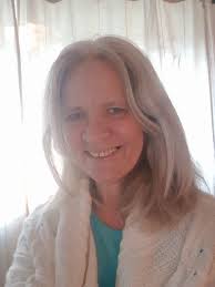 Hello! I have nf1. I live in Vänersborg in Sweden and 40 years young ;). I  like to take photos , take walk in the forest, go to conserts ^_^ .