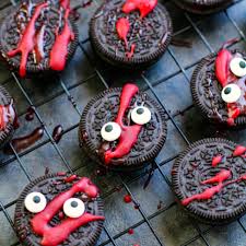 · splatter, drop and drip the solid and gel decorating gel to create creepy blood splatter marks on each . Spooky Halloween Oreos Family Fresh Meals