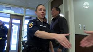 Texas Police Department Hires First Deaf Female Officer Texas Police Police Women Female Police Officers