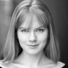 Ellen Gage's Instagram, Twitter & Facebook