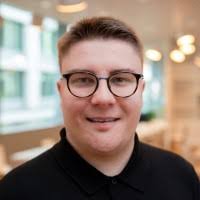 100+ "Christopher Wing" profiles