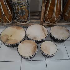 Berikut ini beberapa contoh alat musik tradisional dari sumatera barat: Kenali Budaya Indonesia Lewat 20 Alat Musik Tradisional Dari Berbagai Daerah