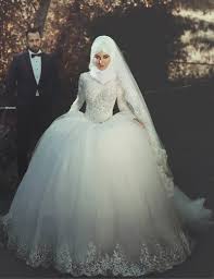 We did not find results for: Moslemisches Hijab Brautkleider 2017 Ballkleid High Neck Langarm Braut Kleider Mit Perlen Appliques Dress Train Dress Long Sleeve Tunic Dressdresses Sashes Aliexpress