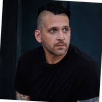 Paul Devon's Instagram, Twitter & Facebook