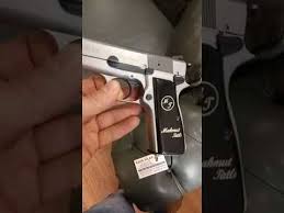 Tabanca Kabzeleri Pistol Grips Panosundaki Pin
