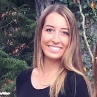 Andie Ward's Instagram, Twitter & Facebook