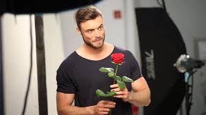 Die frauen sind ja verrückt. Bachelor 2021 Niko Griesert Will Bei Rtl Seine Traumfrau Finden