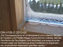 Wenn feuchtigkeit im fensterrahmen entsteht, kann eine mangelhafte isolation oder kondenswasser die ursache sein. So Lassen Sich Am Fenster Tauwasser Und Schimmelpilz Vermeiden Glaswelt