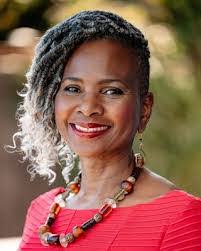 Anna Dykeman's Instagram, Twitter & Facebook