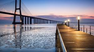 Ponte vasco da gama, lisbon, portugal. Ponte Vasco Da Gama Faz 20 Anos Com 62 Mil Carros Por Dia