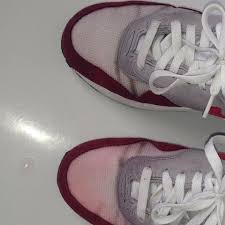 Zum glück gibt es einen einfachen trick, um die wäsche wieder weißer zu bekommen. Verfarbte Wasche Wichtig Verfarbt