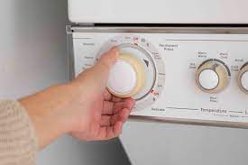 Think pinks with reds, greens with blues, and so on. How To Wash Dark Clothes To Reduce Fading