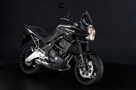 Claimed horsepower was 67.59 hp (50.4 kw) @ 8500 rpm. Versys 2011