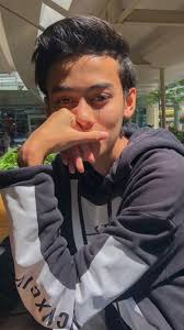 Famous depok depokfamous likes askfm. Pin Oleh Mrs Ocean Di Boys Fotografi Remaja Pacar Pria Fotografi