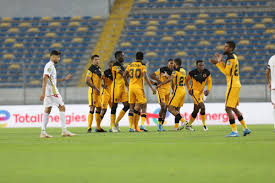 يستعد فريق نادي الوداد البيضاوي المغربي لخوض مواجهة نصف نهائي دوري أبطال أفريقيا أمام كايزر تشيفز الجنوب أفريقي. Nysecuekqv7plm