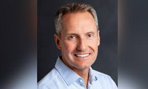 What's the best way to show gratitude to employees?