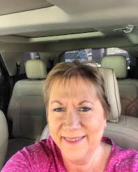 I love how good a hair cut can make you feel. Thank you, @hair_bymady !