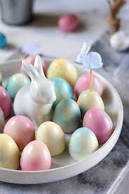 oeufs de caille colores coloriage accouchement