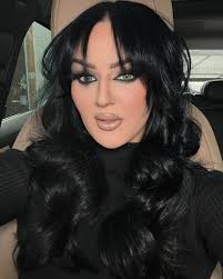 New Year.. new me. 🖤