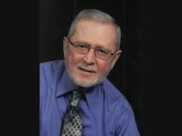 Bob Lavery's Instagram, Twitter & Facebook